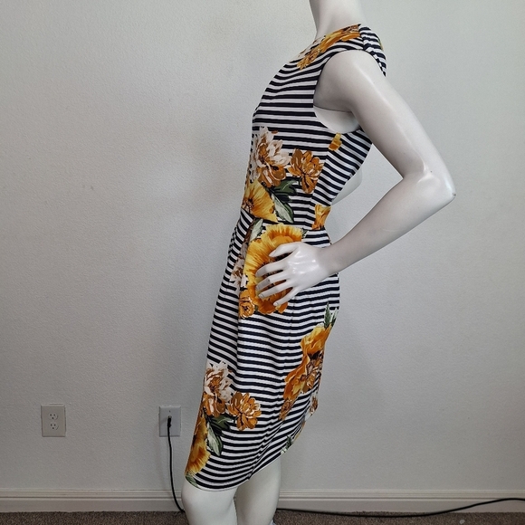 Enfocus Studio Black White Striped Floral Skater Style Dress Size 14 - Picture 4 of 8